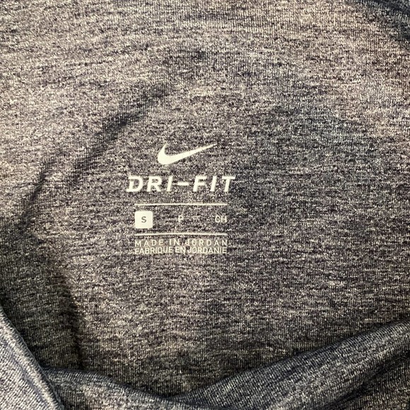 Nike DriFit Gray Leggings for Women - Picture 6 of 12